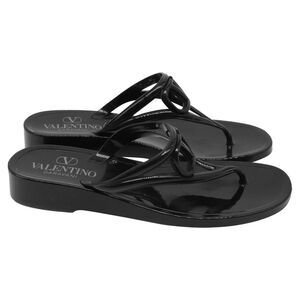 Valentino Garavani VLogo Thong Slide Sandals in Black Rubber